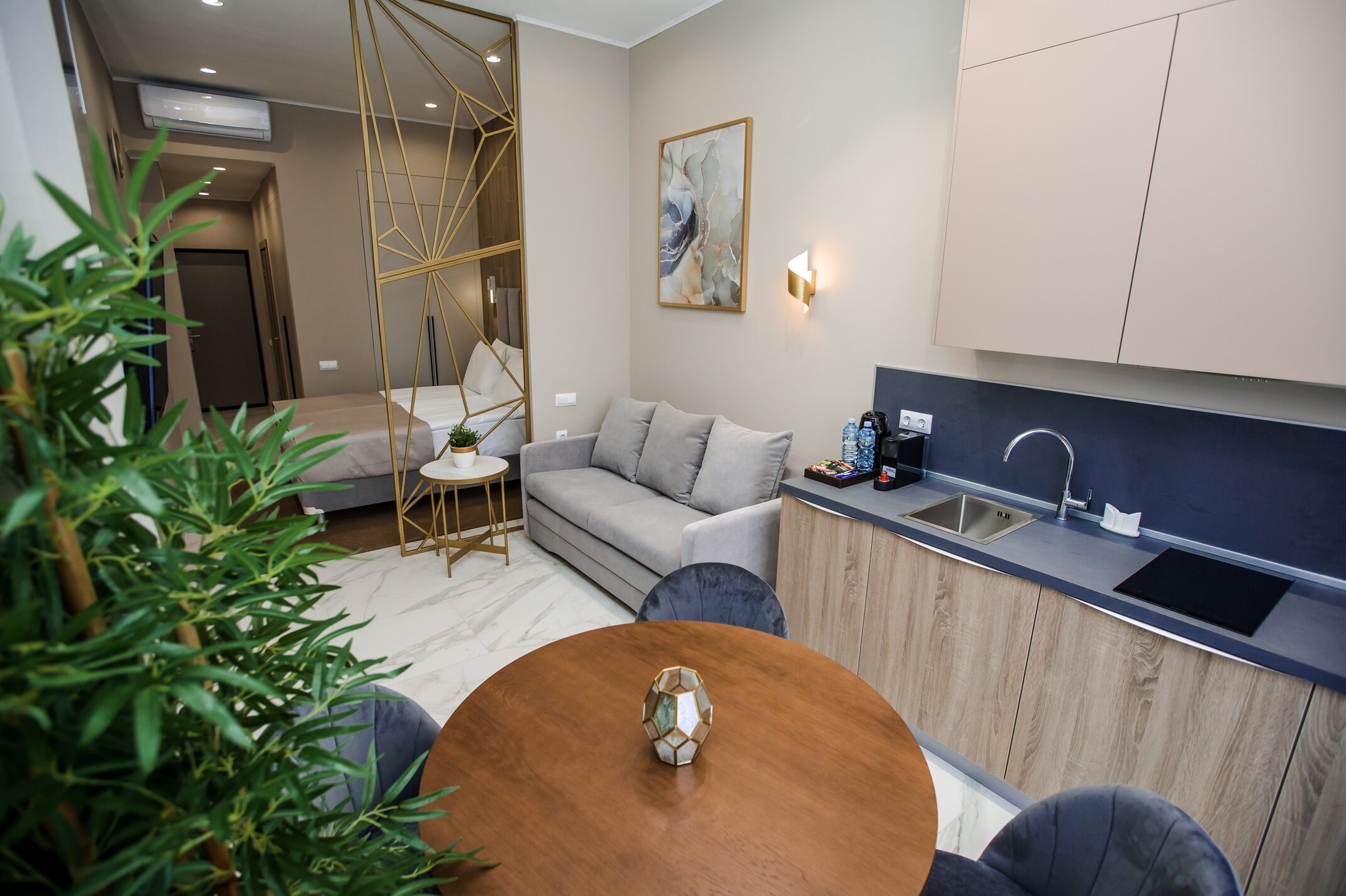 Фото South Mirror Residence