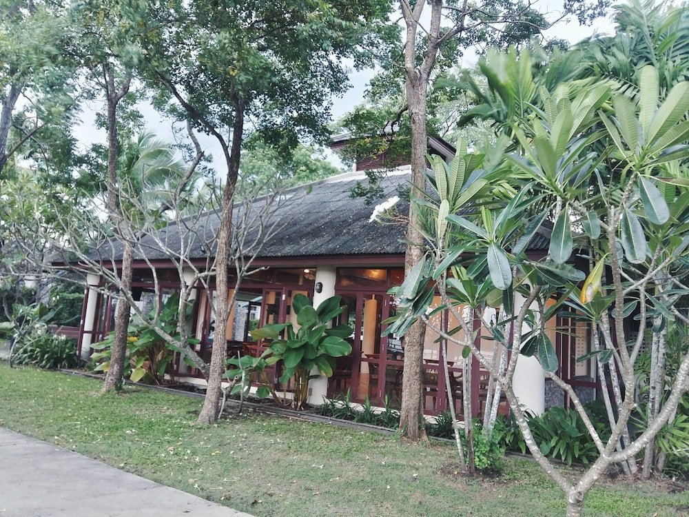 Фото Baan Tai Had Resort and Water Sports