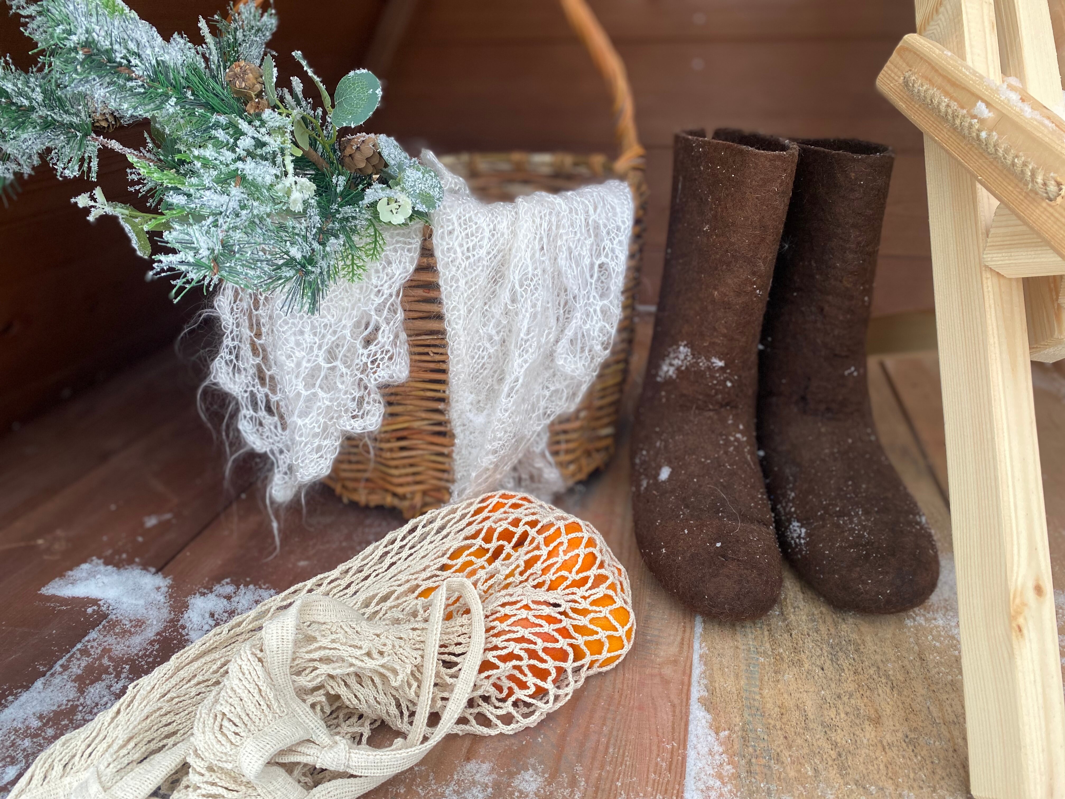 Фото Дом Углом