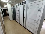 Doors centr (Pavla Leontevicha Morozova Street, 84), puertas