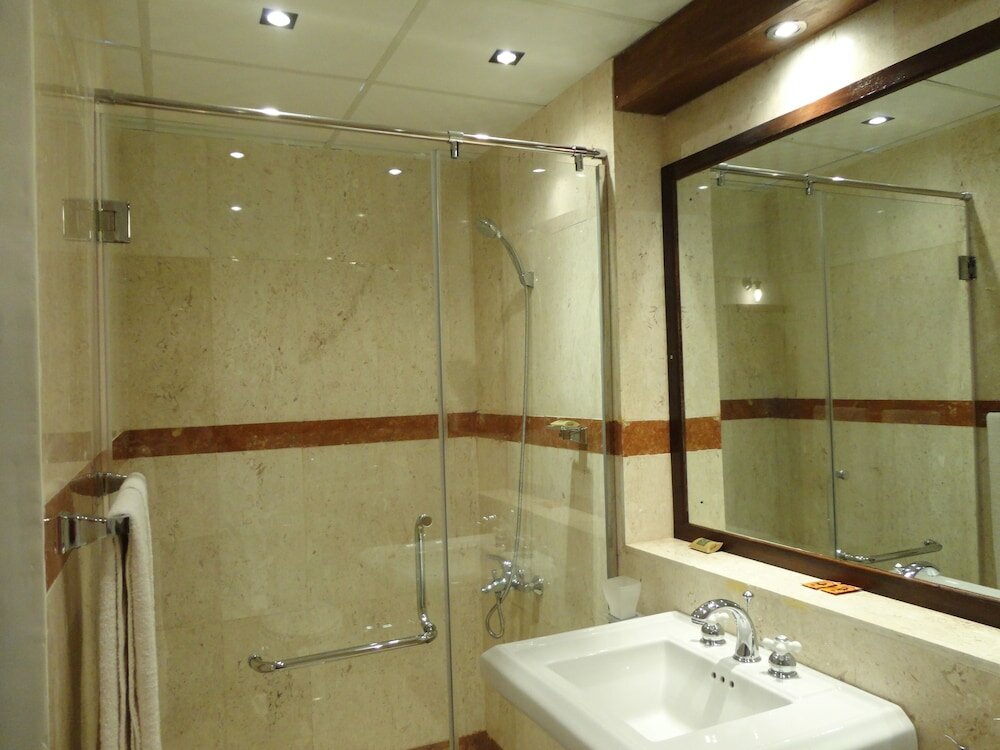 Фото Oak Ray Lake Resort