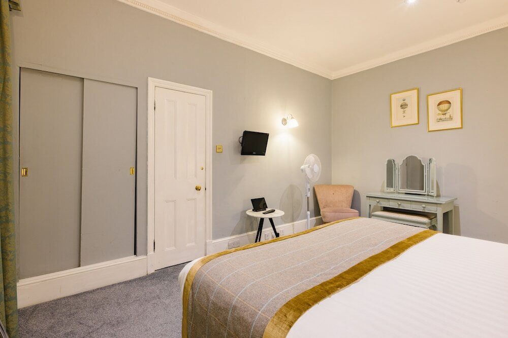 Фото The Abbey Court Notting Hill