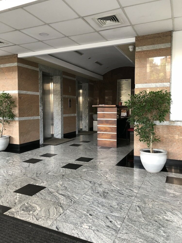 Фото Hedges Court Residencies Colombo City