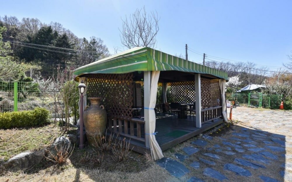 Фото Yongin Evergreen Pension