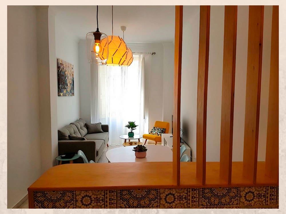 Фото Renthas Perchel Apartment