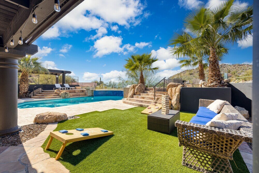 Фото Desert Lagoon by Avantstay Luxury Phoenix Home w Entertainers Backyard