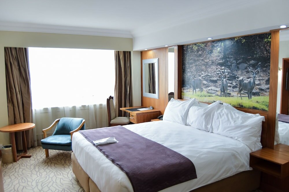 Фото Monomotapa Hotel
