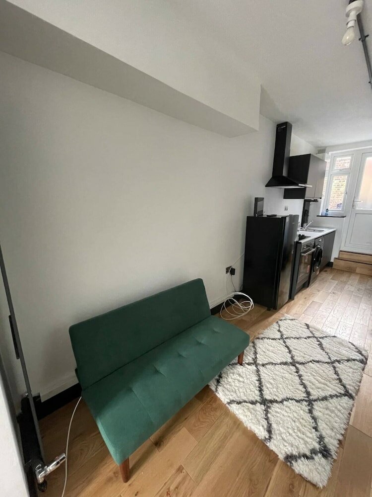 Фото Compact Studio Flat - 12 Minutes From Shoreditch