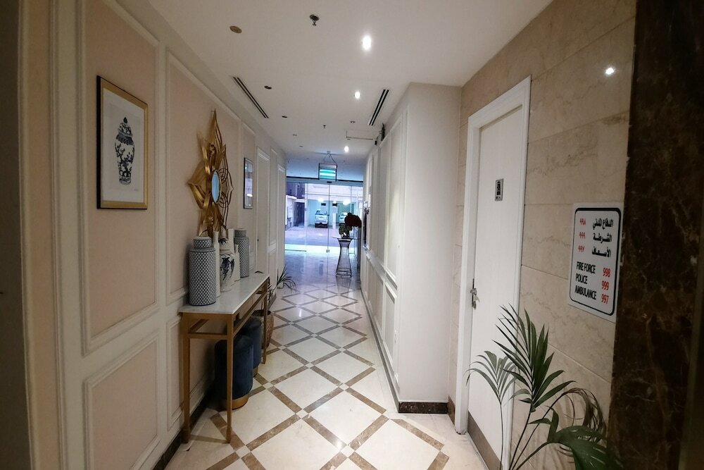 Фото The Blue Rose Hotel - الورده الزرقاء للوحدات السكنيه