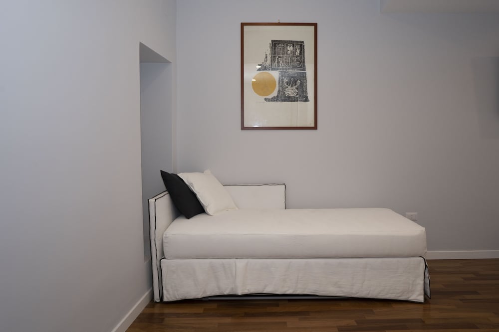 Фото Delsi Inn Piazza di Spagna 32