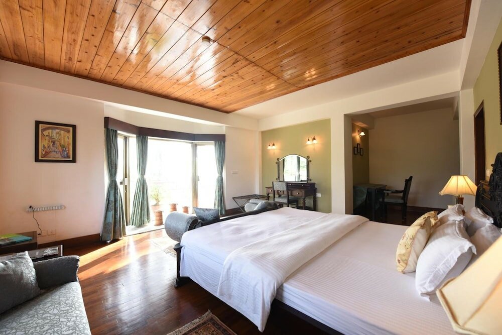 Фото Sourenee Tea Estate & Boutique Resort