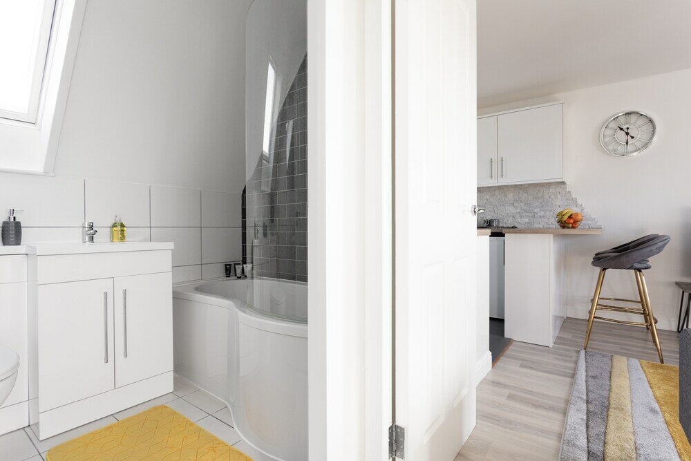 Фото Castle Reach Apartment by Creative Stays