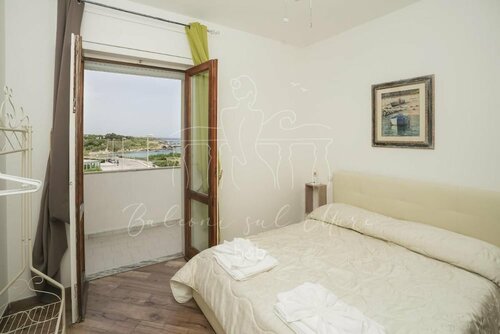 Гостиница Bb Balconi Sul Mare Standard Room With Balcony Overlooking the sea la Staffa