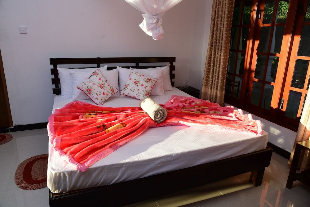 Фото The Paramount