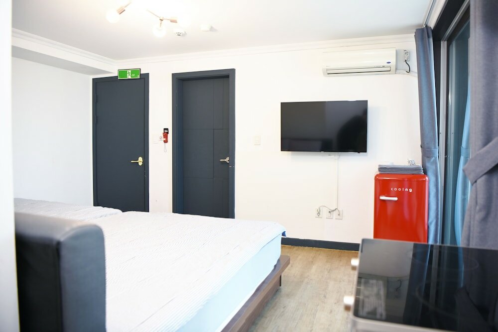 Фото Namsan Forest Myeongdong Station