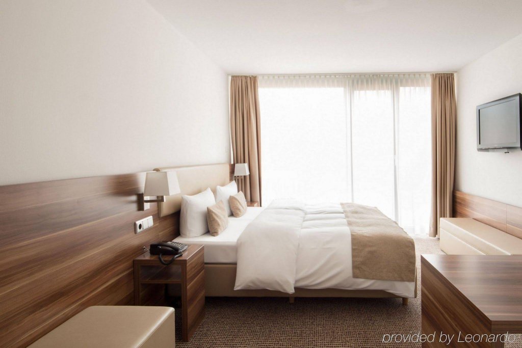 Фото VI Vadi Hotel Downtown Munich 