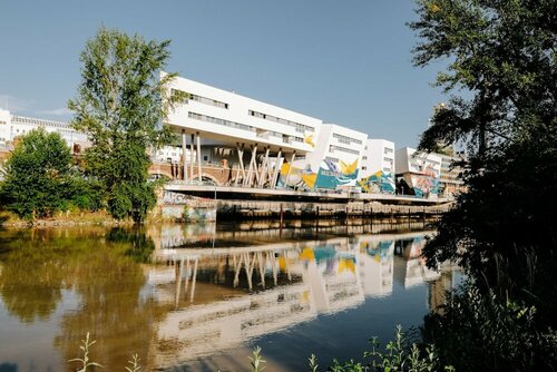 Urban Island - Riverside Apartments