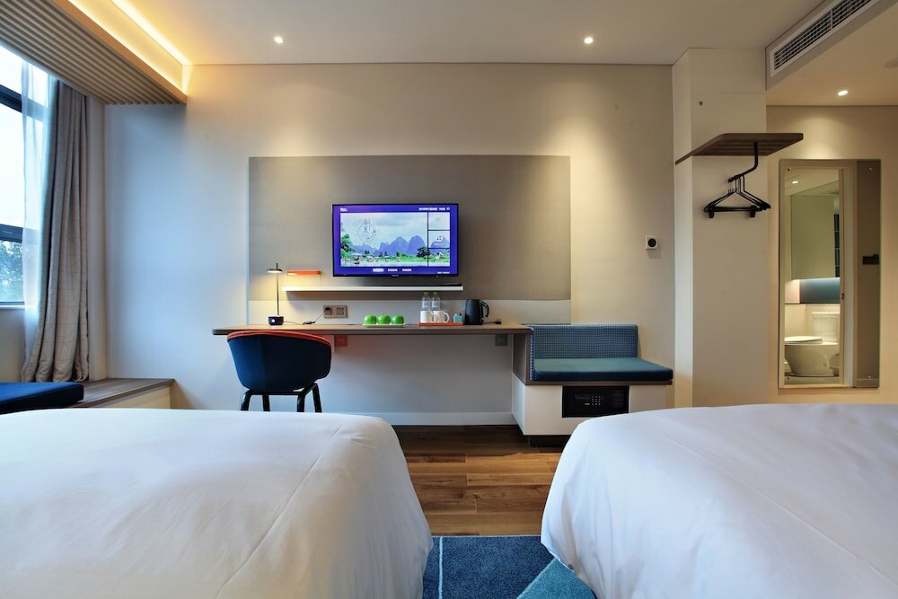 Фото Holiday Inn Express Guilin City Center, an Ihg Hotel