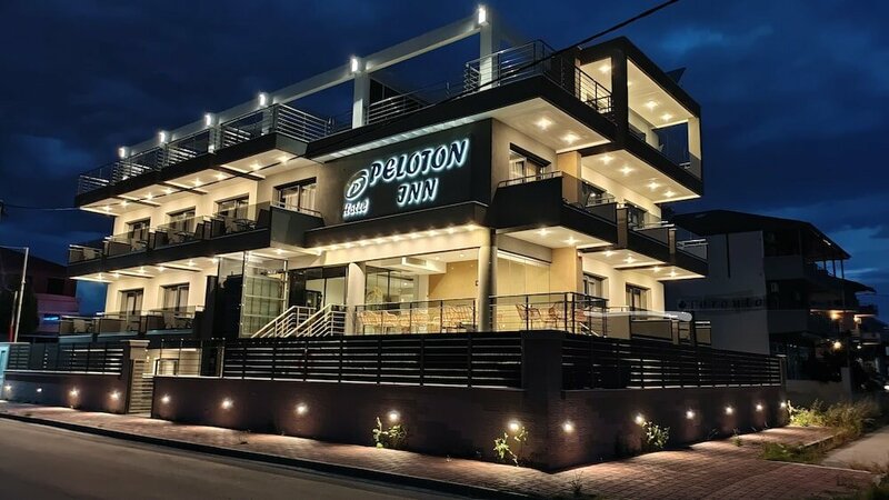 Гостиница Peloton Inn