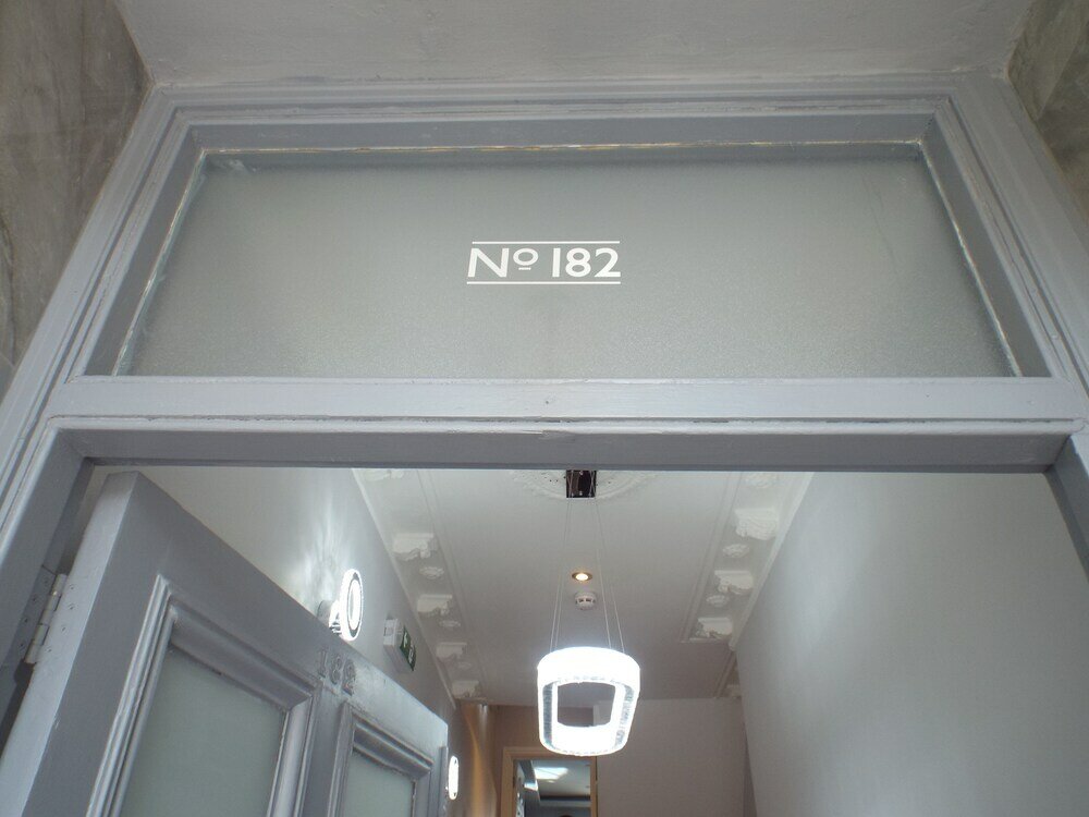 Фото The Pond House - Ensuite Rooms