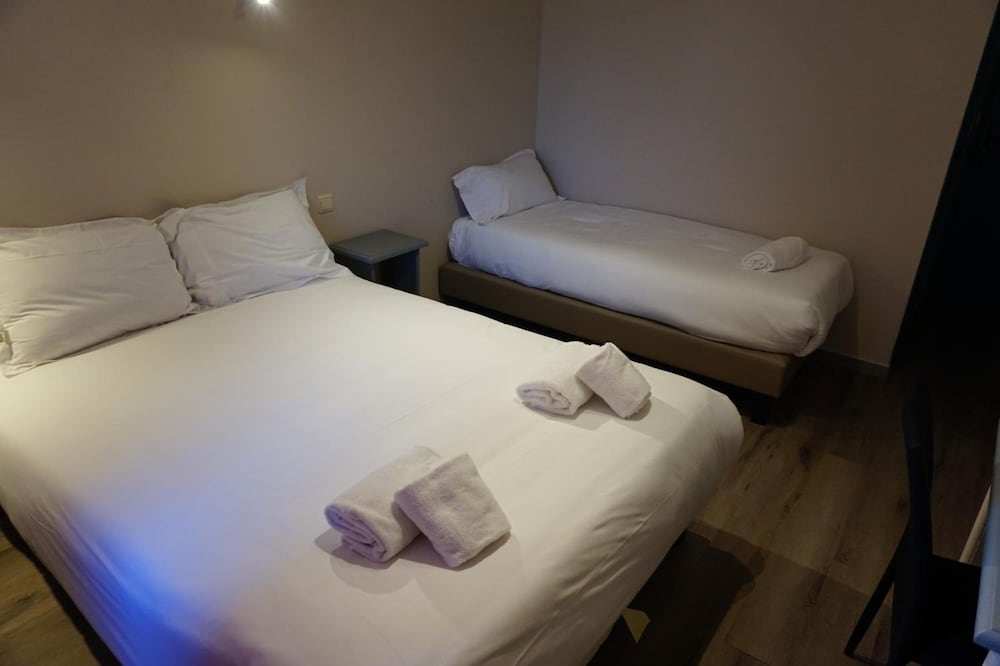 Фото Hôtel Le Bistrot D'orange