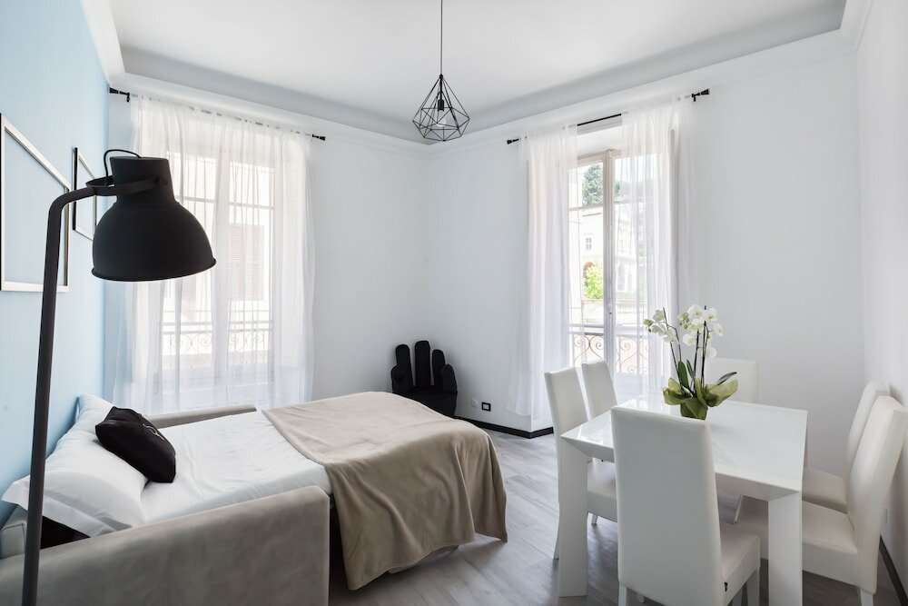 Фото A World Aparts - The Artist's Suite