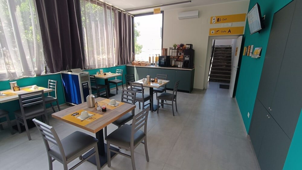 Фото Terminal 1 Guest House