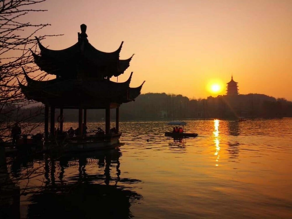 Фото Candice Hotel Apartment