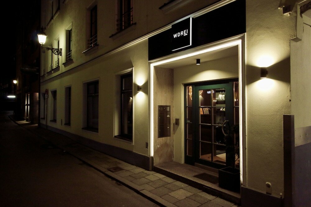 Фото Wdrei Hotel