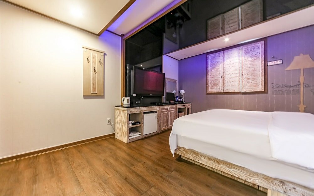 Фото Pohang E&a Hotel
