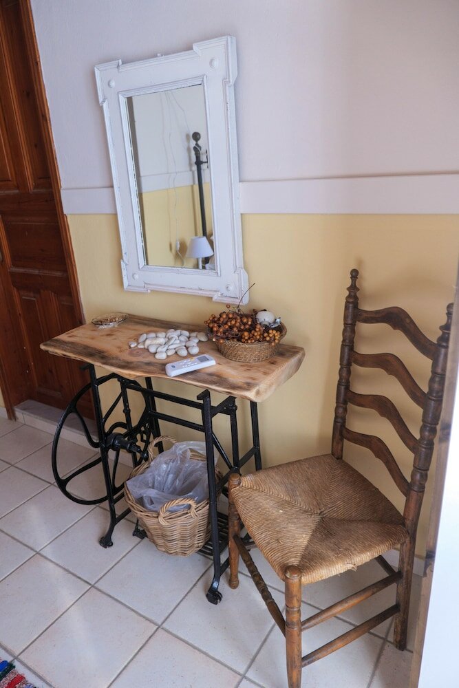 Фото Amnisiades Apartments