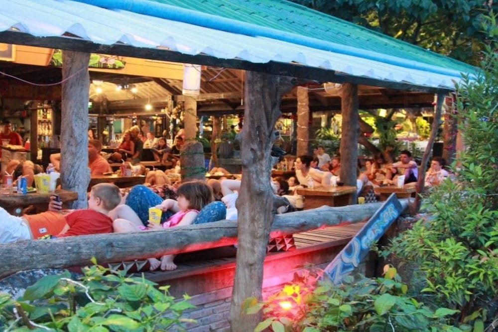 Фото Poohbar Resort & Lotusdive