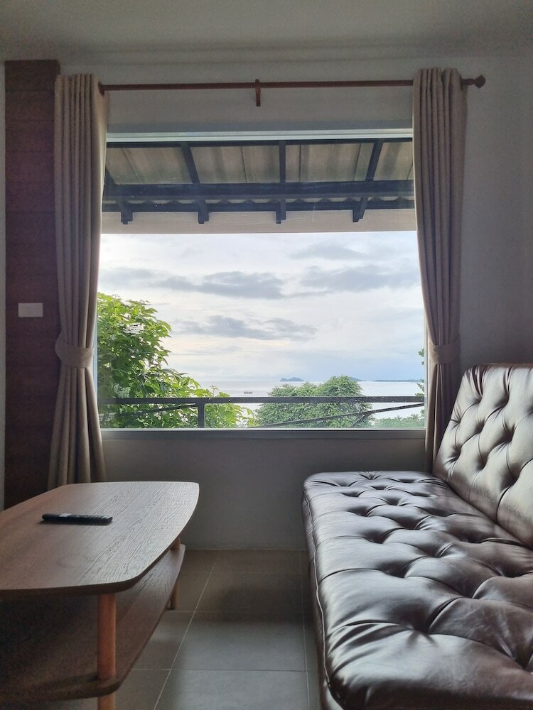 Фото Sea Breeze Resort