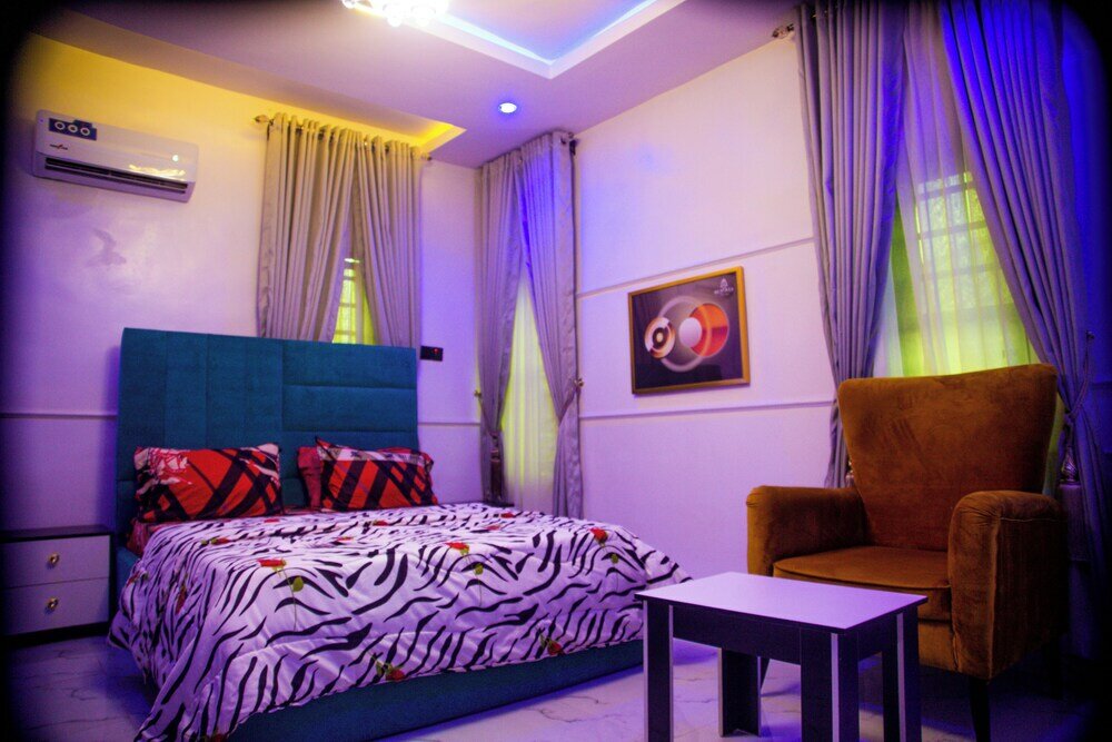 Фото RichVilla Apartments & Hotels