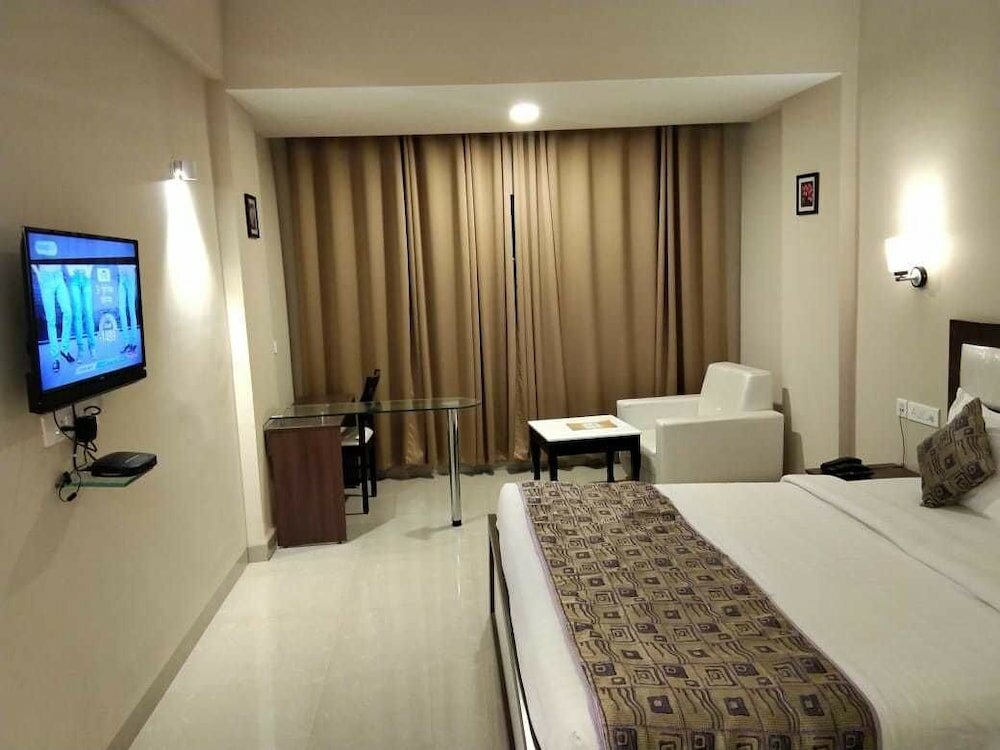 Фото Naman Heights