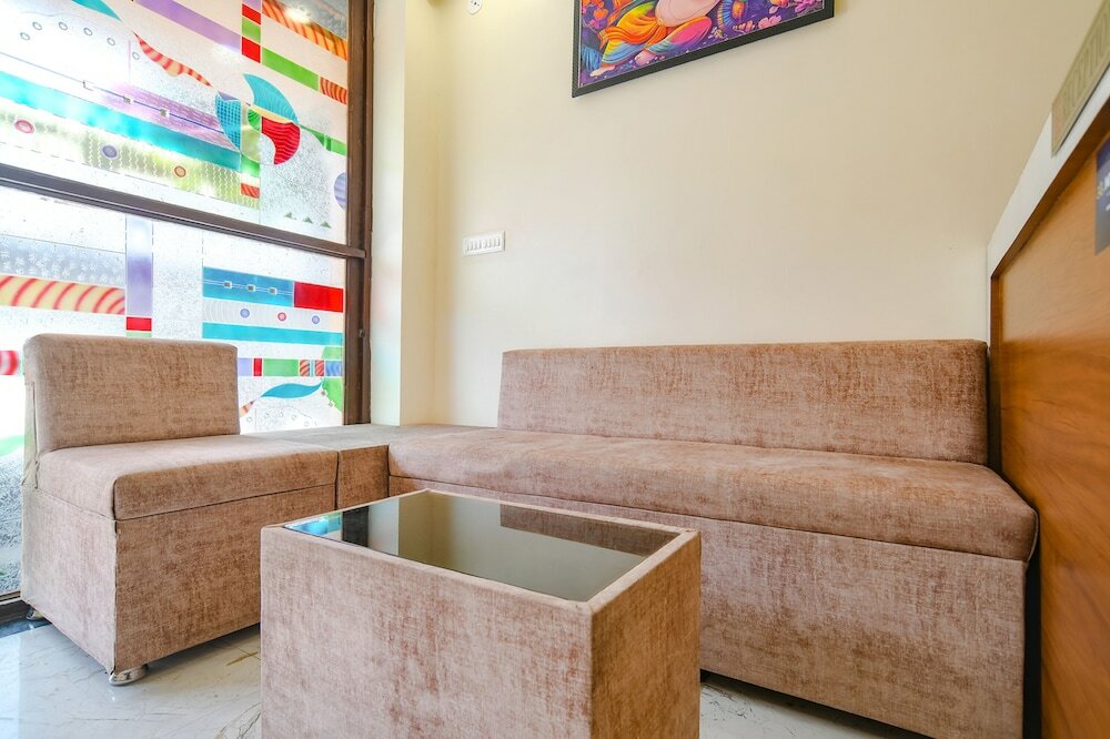 Фото Fabhotel Atharv