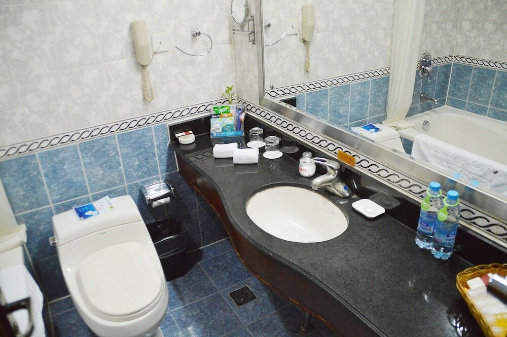 Фото Zhongfayuan Hotel