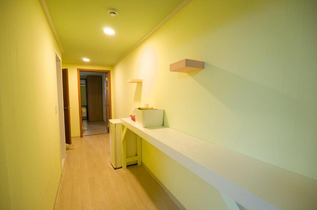 Фото Lombard House - Hostel