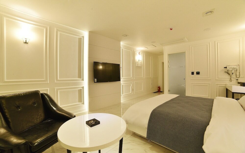 Фото Yeosu Hotel Zava