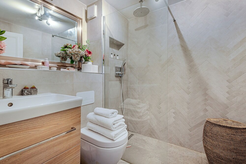 Фото Charming one Bedroom Flat Near Maida Vale by Underthedoormat