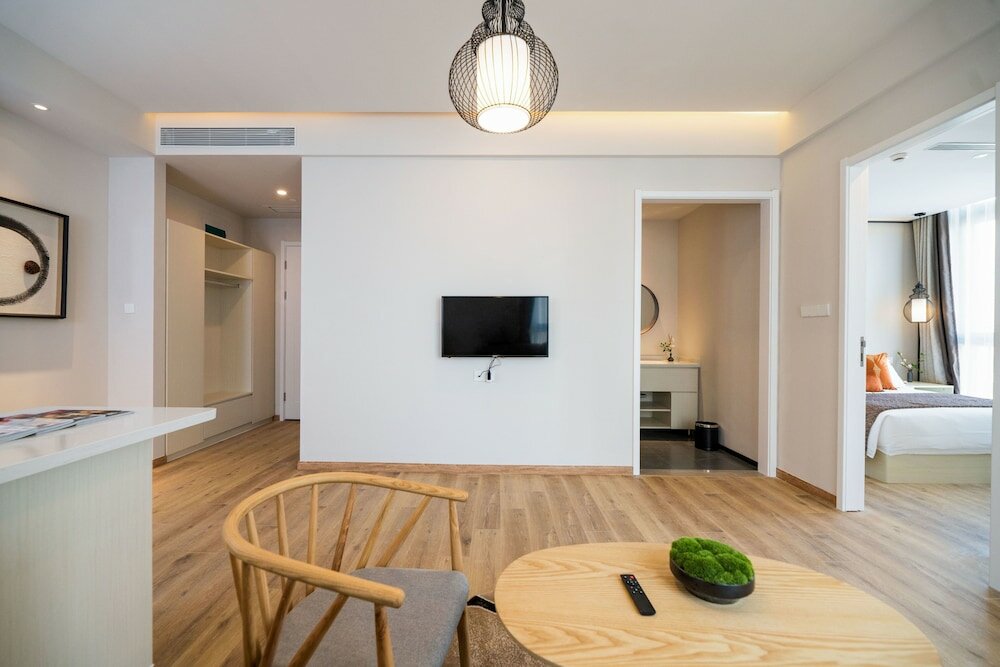 Фото Suisse Place Shanghai