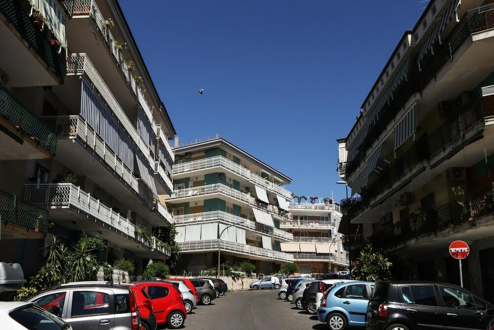 Фото Appartamento Con Terrazzo A Capodimonte