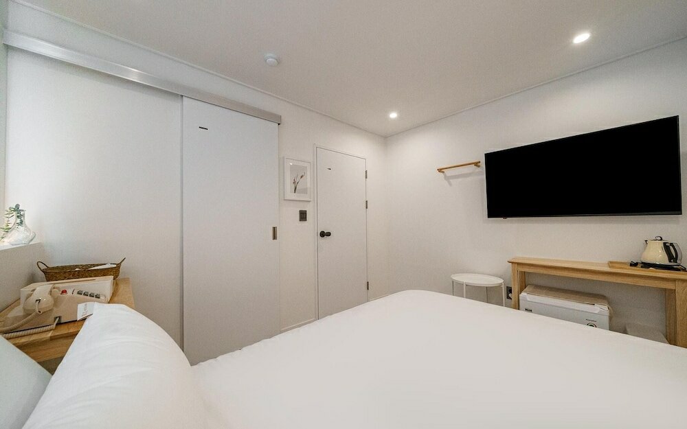 Фото Jongno Hotel Rawa