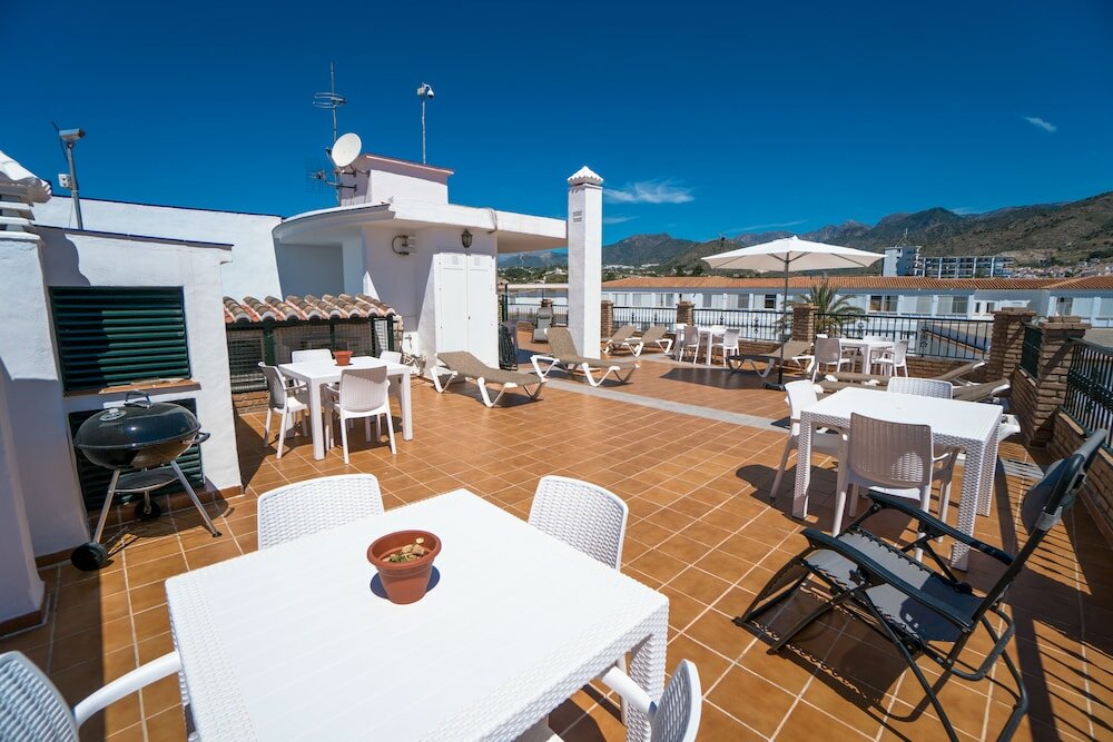 Фото Apartamentos Turísticos Manuel Martín