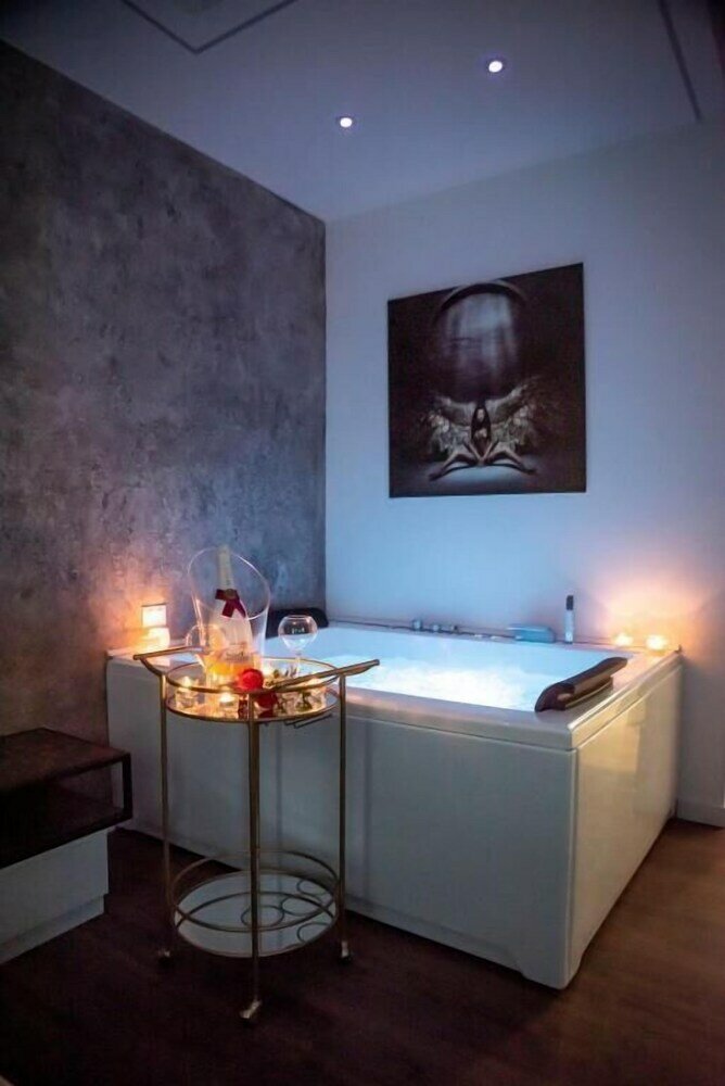 Фото Fervore Luxury Rooms