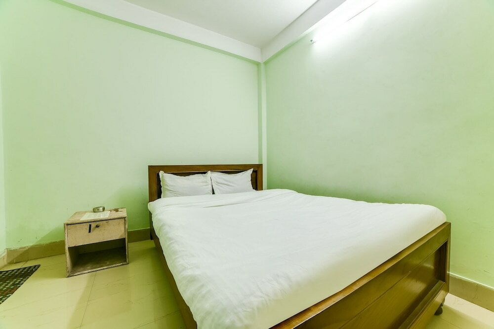 Фото Spot On 62000 Hotel The Raj Palace