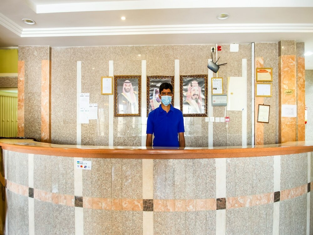 Фото Oyo 525 Rose Plaza1