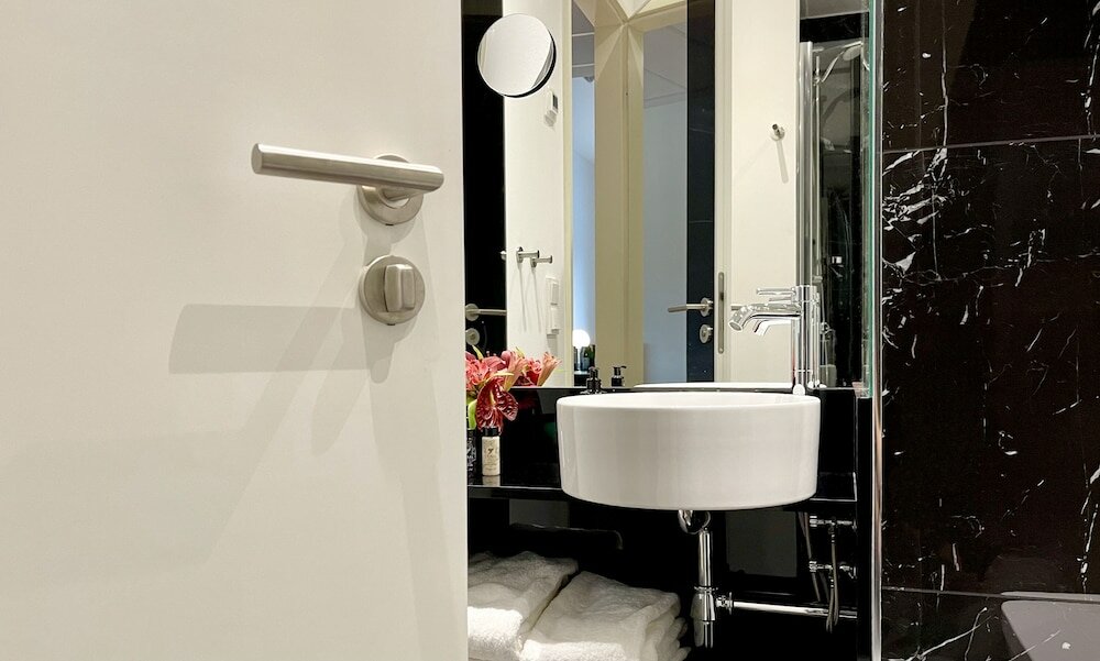 Фото The Bridgge Grand Boutique Hotel