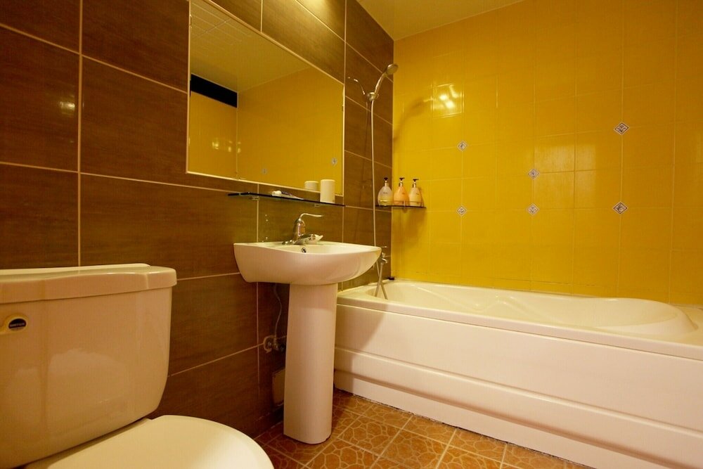 Фото Sungshin University Station Galaxy2