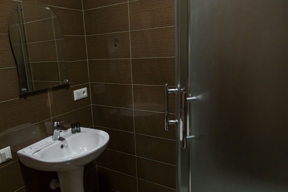 Фото 146405643499